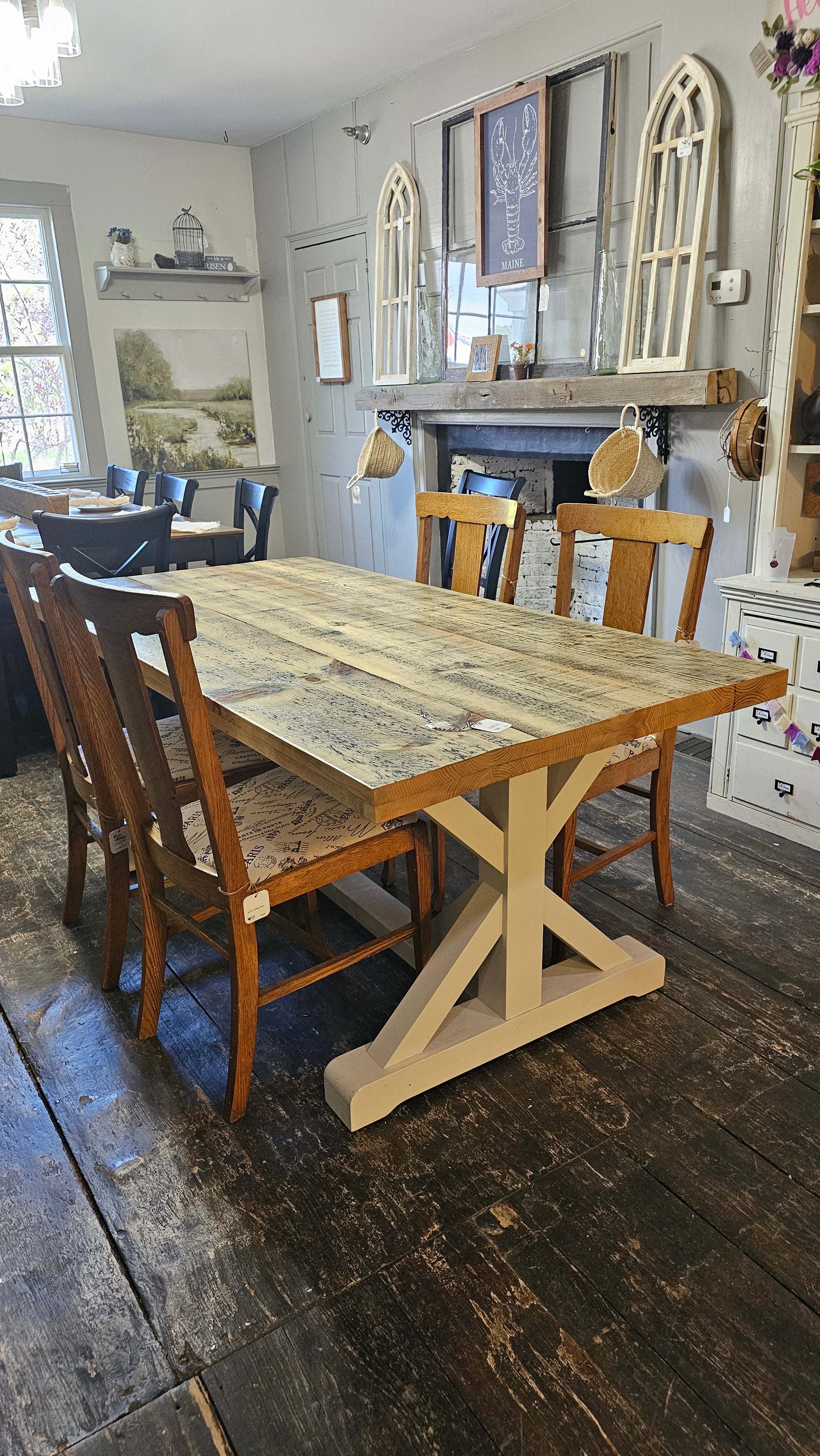 The Allagash Farm Table